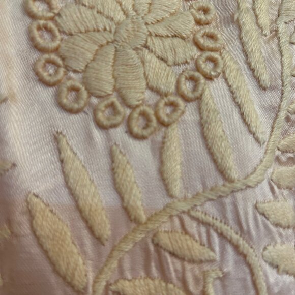 Cream-Colored Embroidered Peasant Blouse XL - Picture 3 of 12
